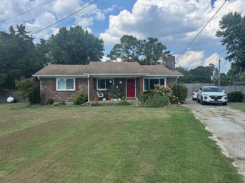 1st image of 245 Shelley Ct