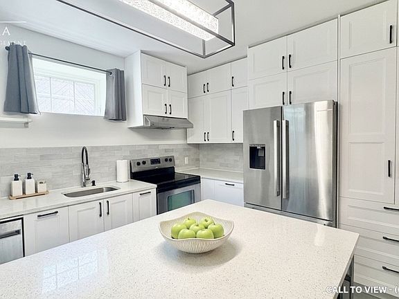 3rd image of 50 Clarendon Ave #2