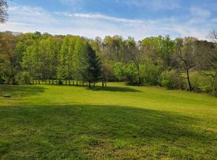 1440 Chickadee Cir, Maryville, TN 37801