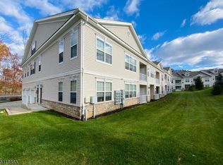 1210 Brook Hollow Dr #1210, Whippany, NJ 07981