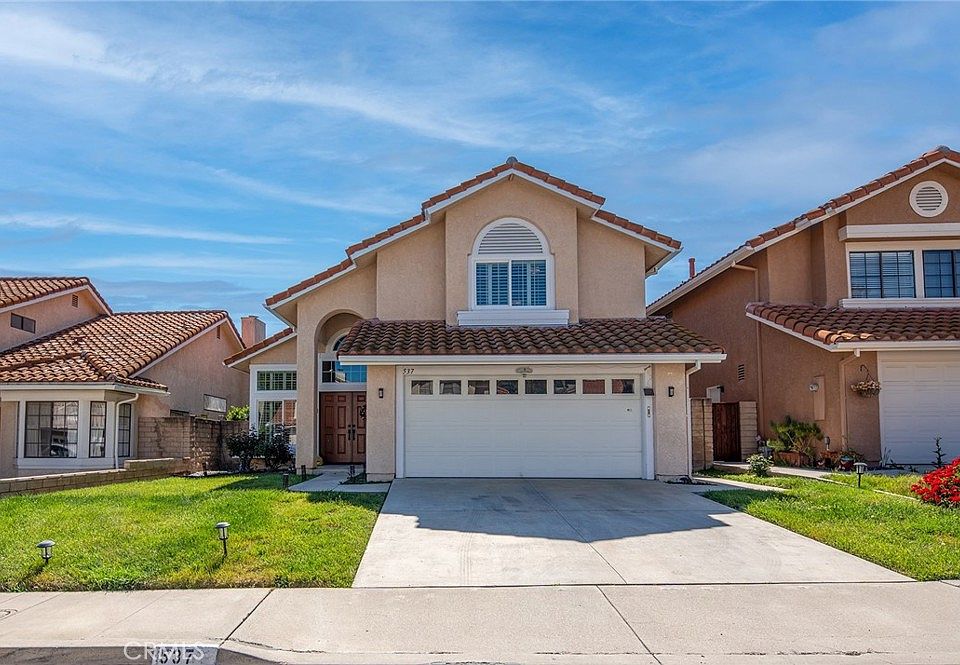 1st image of 537 Savona Way
