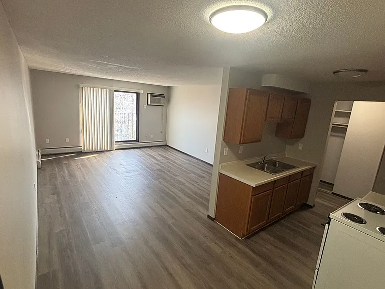 2525 Harriet Ave Building — Photo 14
