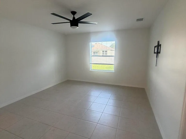 3250 SW Cohutta St — Photo 7