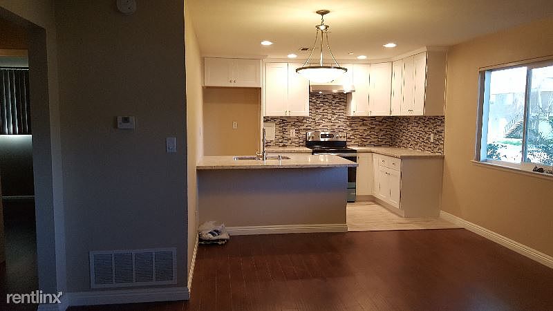 1st image of 3008 Winfield Ave