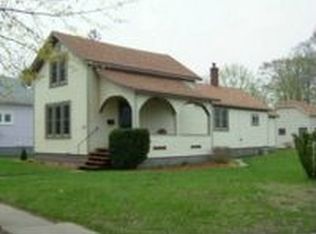 204 E Loomis St, Ludington, MI 49431