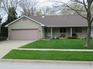 1868 Westchester Rd, Waterloo, IA 50701