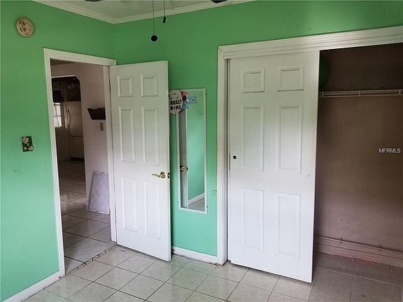 5th image of 6309 S Adelia Ave