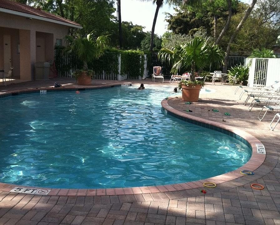 pool
