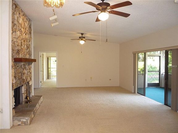 5th image of 1217 Royal Oak Dr