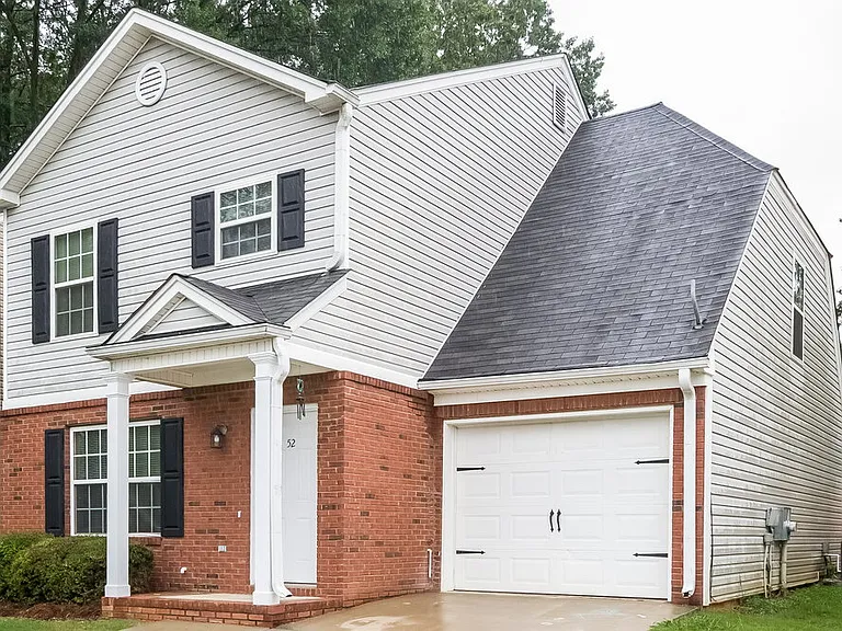 52 Middleton Ct — Photo 2