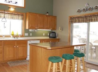 17740 Galery Dr, Farmington, MN 55024