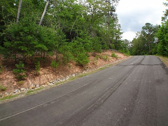 4th image of 14 Porter Creek Dr