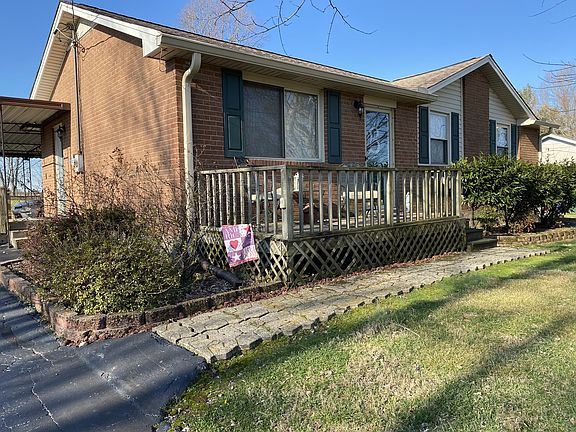 2nd image of 513 Wilkinson Ln