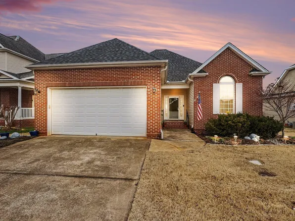 302 Stallion Rd, Greenville, SC 29617