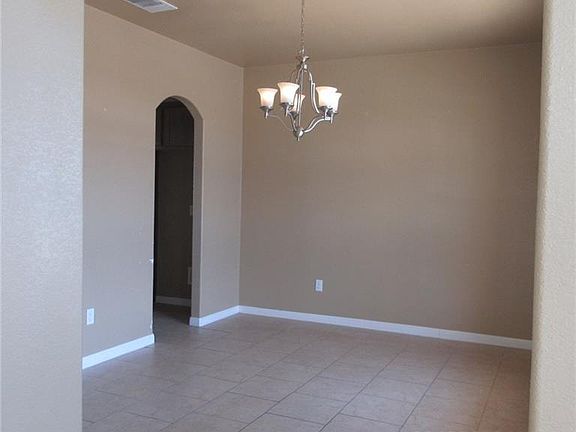 5th image of 507 W Vega Ln
