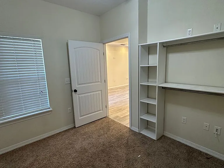 917 Almond Tree Ln — Photo 11