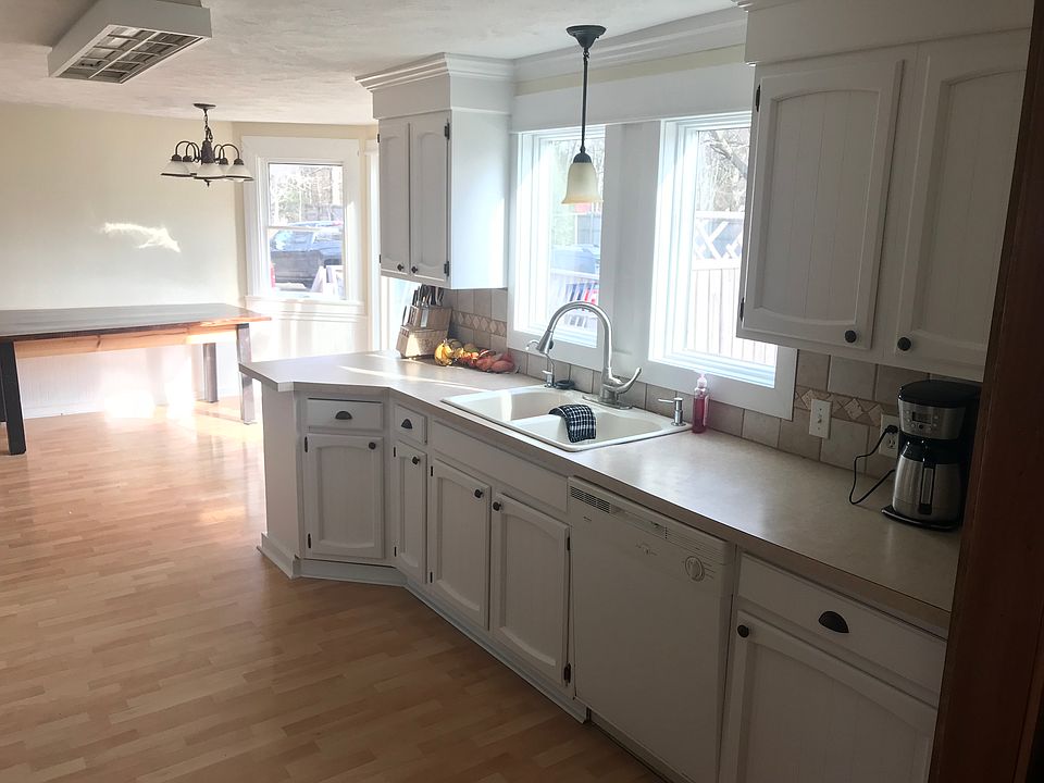 1st image of 3934 Buck St