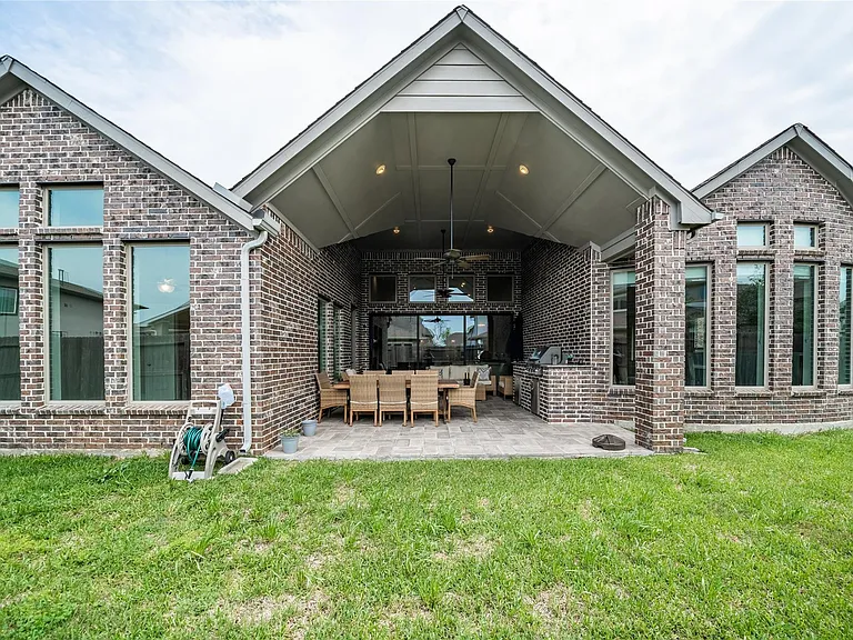 2511 Marble Hill Dr — Photo 3