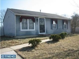 16 Dover Ln, Sicklerville, NJ 08081