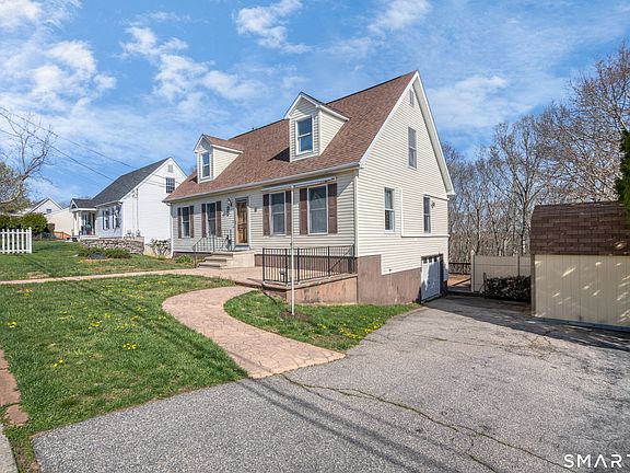 3rd image of 178 Mirra Drive