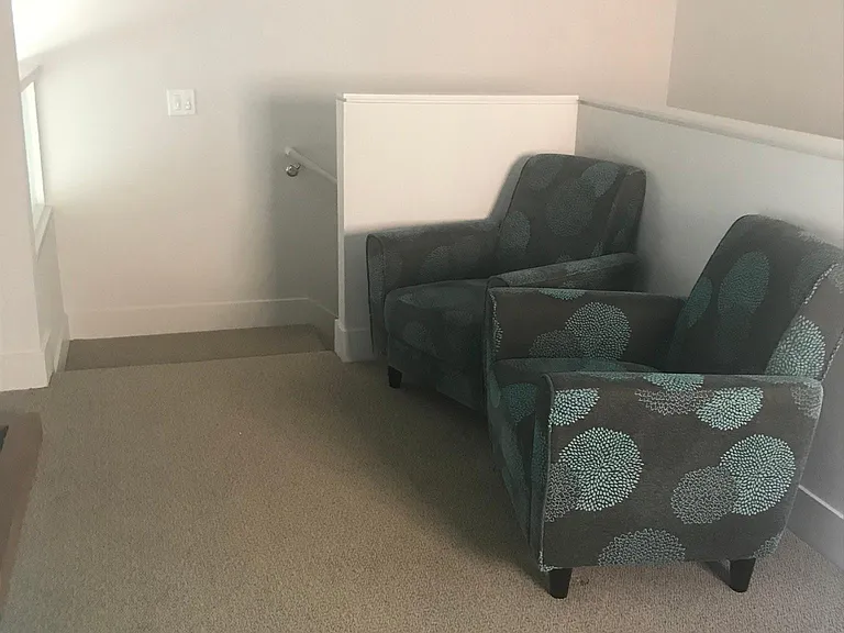 2765 Del Rio Pl #B — Photo 8