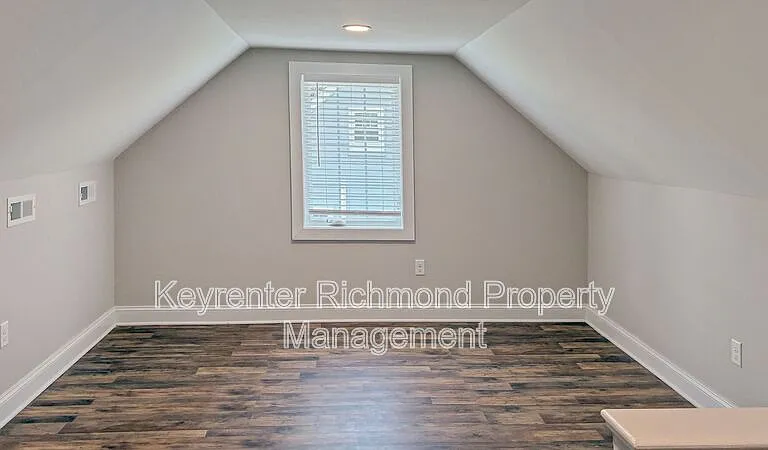 6419 Crescent Pkwy — Photo 17