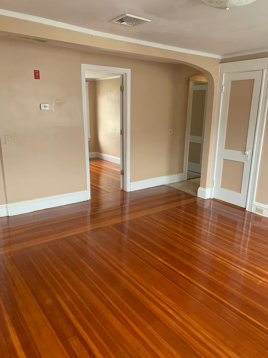 Building Photo - 67 Bellevue Ave #3