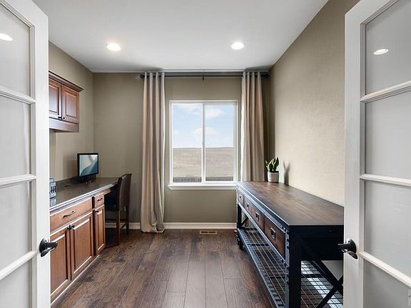3rd image of 4288 Cedarweed Blvd