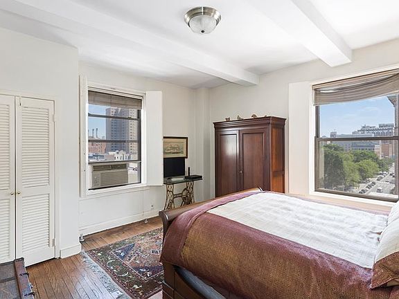 4th image of 323 2nd Ave #9A