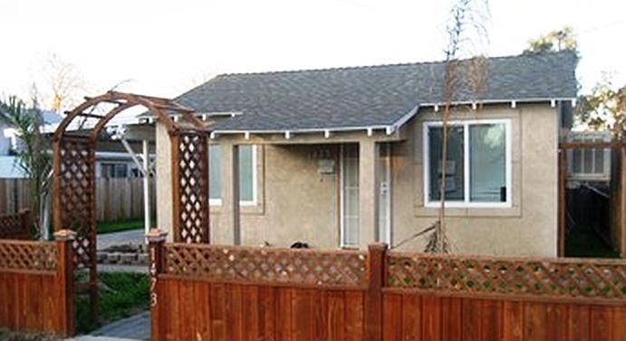 1st image of 1473 Fir Ave