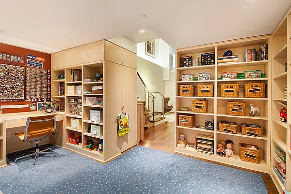 Sold by Stribling | media 24