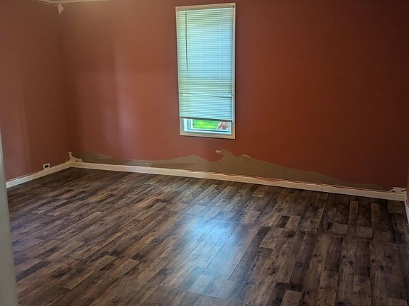 4th image of 5 Sophia St #1B