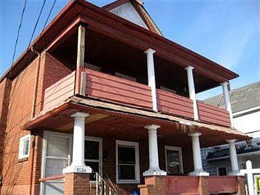 2nd image of 3124 W 41st St