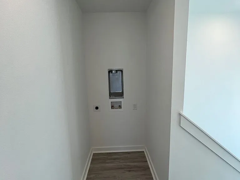 1071 Ventnor Ave — Photo 8
