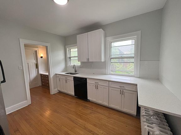 4th image of 201 N Cuyler Ave APT 2