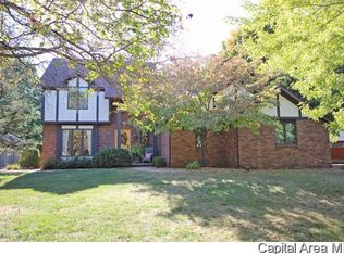 1501 Devonwood Dr, Springfield, IL 62704