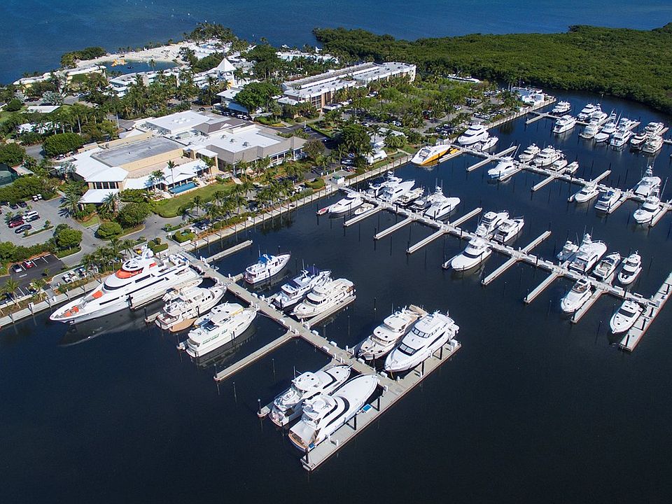 2nd image of 31 Ocean Reef Dr #Hs8