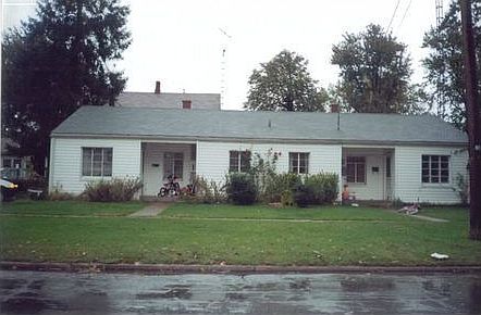 2nd image of 625 E 3rd St