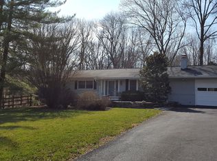 13212 Ridge Dr, Rockville, MD 20850