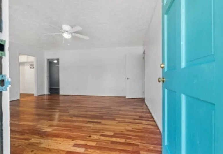 1708 N Poplar St — Photo 24