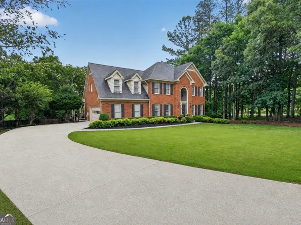 1800 Brookstone Dr, Snellville, GA 30078