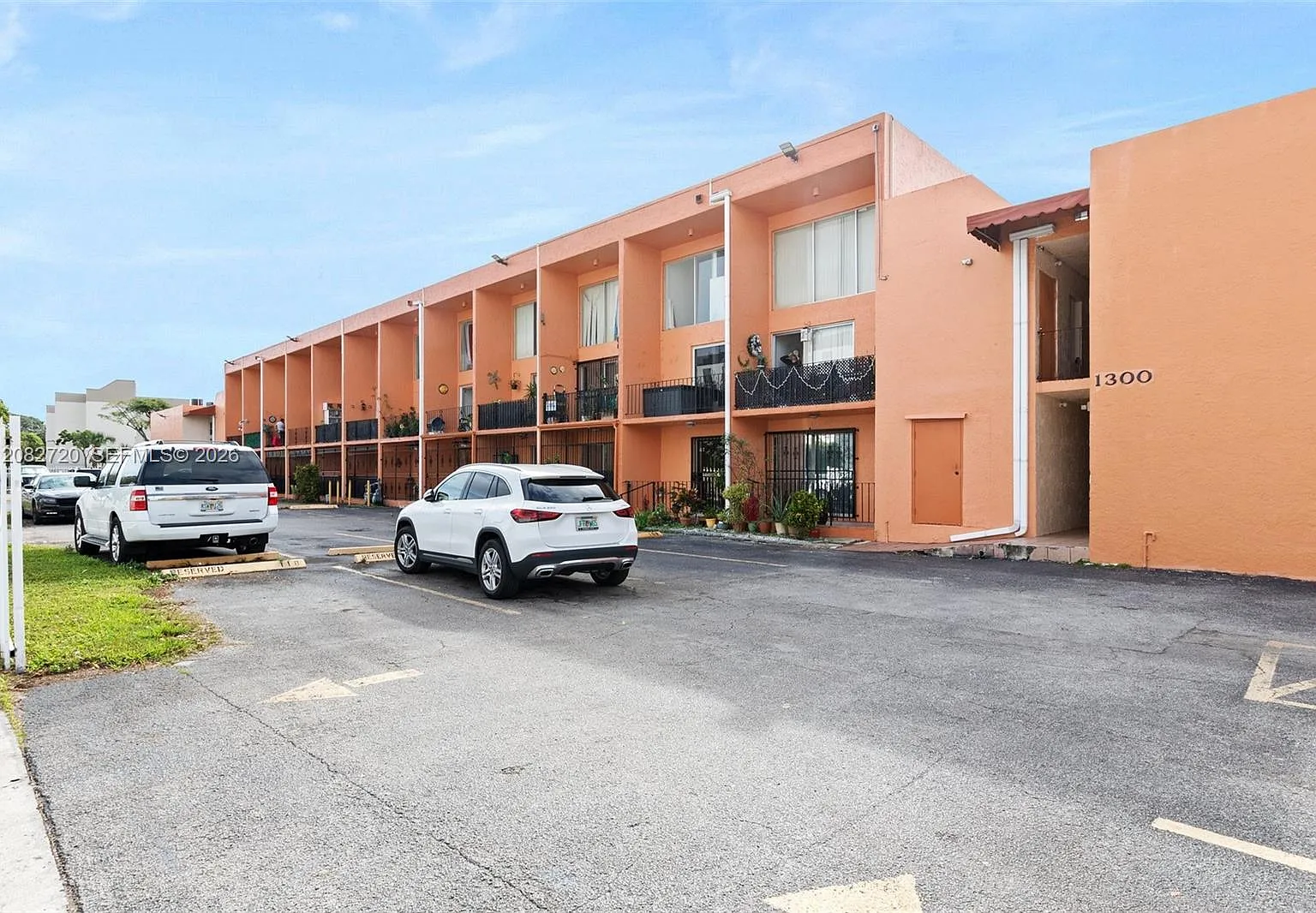 Bella Villas Condo — Photo 4