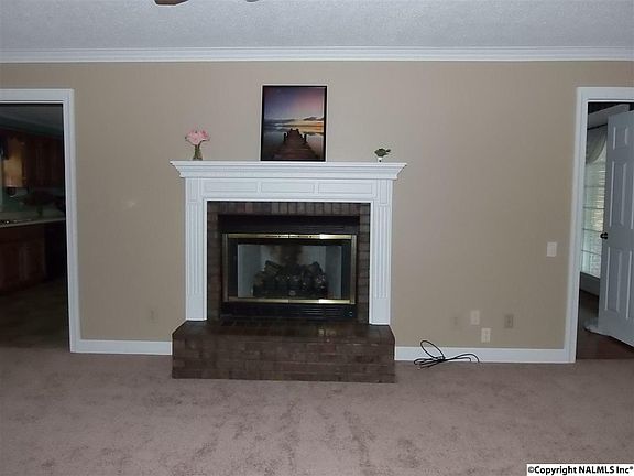 4th image of 367 Walker Ln
