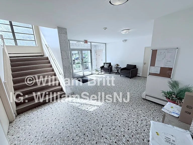 145 Main St #1E — Photo 26