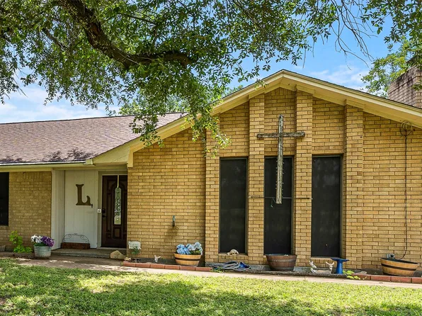137 Oakview Cir, Waco, TX 76705