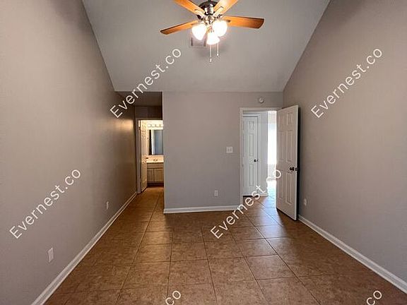 5th image of 7038 Foxhall Dr