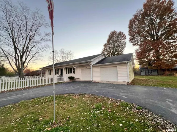 209 Madison St, Energy, IL 62933