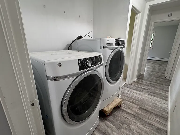 1013 Main St #1 — Photo 13