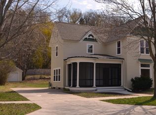 715 W 5th St, Red Wing, MN 55066