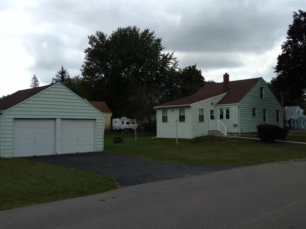 305 North Ave, West Seneca, NY 14224